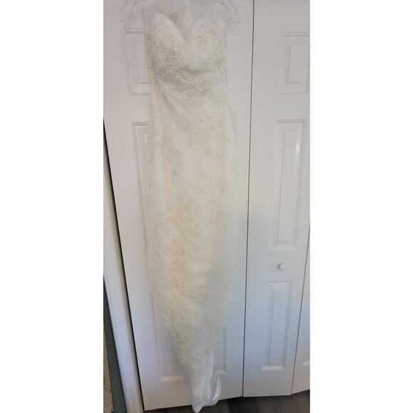 Casablanca Bridal Wedding dress size 6 - Picture 6 of 9